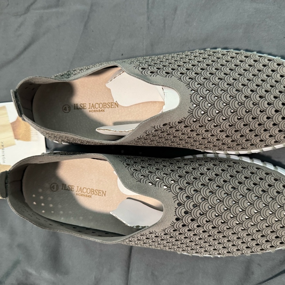 Ilse Jacobsen Gray Mesh Slip-On Flats